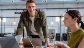 Un estudio entre estudiantes europeos de Empresariales y Administración de Empresas ha colocado a la firma justo detrás de Google como empresa más atractiva para desarrollar carrera