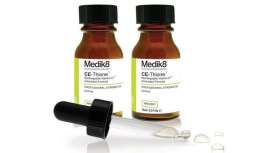 Una fórmula ligera con una alta concentración de antioxidantes para prevenir el envejecimiento de la piel y protegerla de las agresiones externas