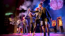 Música y estilismo se unieron para ofrecer un espectáculo que transgredió las formas, los sentidos y la realidad