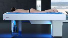 Una experiencia única que permite al cliente flotar en un abrazo de agua caliente para abrir cuerpo y mente a la relajación