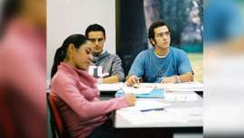 El objetivo es profesionalizar la dirección de estos establecimientos que mueven al año unos 7.000 millones de euros en España