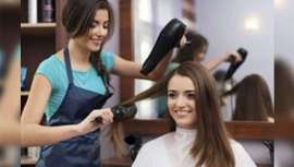 A lo mejor acabaremos teniendo que admitir que la rebaja del IVA operada en los ya lejanos inicios del siglo XXI habrá acabado siendo una maldición, una bomba de relojería cuya explosión retardada nos ha sorprendido en el peor momento posible