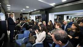 Mediante este acuerdo de carácter comercial y artístico, Backstage contará en su prestigioso salón de Barcelona con los productos de las marcas Revlon Professional, American Crew e Intragen