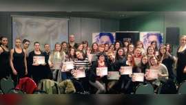 El equipo humano de grupo Cazcarra, encabezado por su director creativo, Jordi Justribó, participaron en la I Feria de Belleza, Imagen y Bienestar Beauty Galicia, que tuvo lugar del 28 de febrero al 2 de marzo en A Coruña