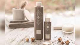 El salón da a conocer sus barros y óleos como instrumentos para conseguir tonos profundos y brillo intenso, sin químicos. Sin duda, la elección de la clientela aficionada a los productos naturales y el color sin artificios