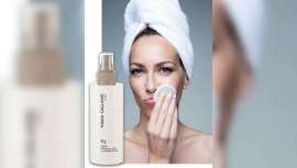 La actriz y presentadora de televisión, Kira Miró, revela en su blog Lo que Kira Miró, uno de sus imprescindibles de belleza: la crema desmaquillante de Maria Galland