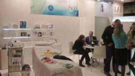 Más de 100 empresas españolas del sector de la perfumería y la cosmética participaron en el certamen. En exportaciones, el sector registra un crecimiento acumulado de casi un 50% en los últimos cinco años y presencia en 85 países