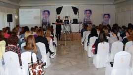 La nueva colección Primavera-Verano de la línea de cosmética y maquillaje profesional Ten Image prosigue con su gira por todo el país. Hace unos días, y de la mano de Ceybel, Back to Origins se mostró en Jerez de la Frontera (Cádiz) 