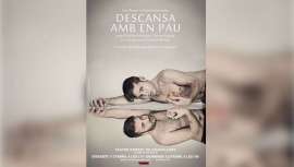 La firma patrocina la obra de teatro Descansa amb en Pau