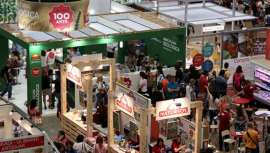 La 22ª edición de BioCultura Barcelona, feria de los productos ecológicos y consumo responsable, se clausuró el pasado día 11 hasta la próxima primavera. La afluencia de público fue la nota destacada durante los cuatro días que duró la muestra