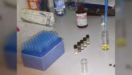 El nuevo sensor fluorescente, creado por investigadores del departamento de Química Analítica de la UCO, revela la existencia de nanopartículas de plata en cremas de belleza