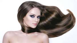 La estilista, también directora del salón Black & White, proporciona algunas claves para recuperar y sanear el cabello tras los estragos veraniegos 