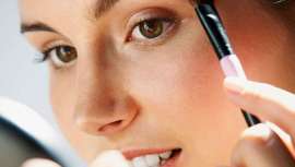 Con el estreno de la nueva temporada, la firma da a conocer cuál será el maquillaje tendencia estos meses, así como los productos idóneos para lograrlo. Es hora de renovarse y hacer acopio de las últimas tendencias