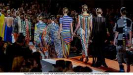 James Pecis, inspirado en el minimalismo de los 90, y Anthony Turner, inspirado en la África Tribal, hicieron creaciones para la firma con vistas a la temporada Primavera/Verano 2016