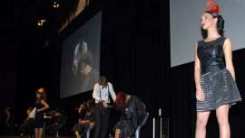 La firma celebró una gala el pasado 24 de octubre, coincidiendo con la última edición de Salón Look. Según fuentes de la empresa, 900 profesionales de toda España no quisieron perderse los trabajos de dos equipos de estilistas sobre el escenario  