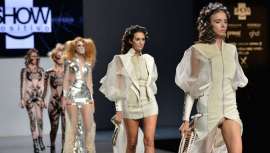 Por quinto año consecutivo, Periche Profesional ha colaborado con uno de los mayores espectáculos del año: Show Positivo. Ambas líneas de Periche ayudaron a diseñar los trabajos mostrados sobre el escenario 