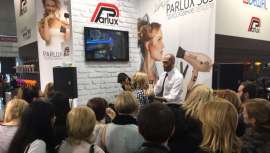 En la feria Intercharm, que tuvo lugar en octubre en Moscú, se presentaron la variedad completa de los secadores Parlux 385 PowerLight®, destinados a los peluqueros profesionales