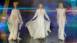 Antonio Calvo, Carles Sánchez, Pedro Muñoz, Delfín Blanco y Kraemer Team se reunieron para participar en un evento de alta peluquería en la capital