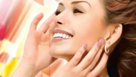 Mibelle Biochemistry presenta el ingrediente Vin-upLift, hecho a base del Swiss ice wine, que suaviza la profundidad de las patas de gallo, durante horas, en tan solo unos minutos después de la aplicación