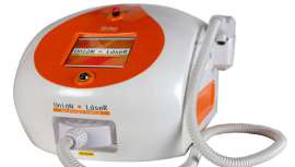 Este aparato para depilación permanente, con una longitud de onda de 808nm, trata sin riesgo el fototipo V así como pieles morenas y bronceadas por el sol