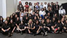 El centro, ubicado en Bilbao, ha causado una grata impresión al mostrar su nivel en peluquería coincidiendo con el certamen. El Centro Fernando cuenta con más de 30 años impartiendo formación en peluquería 