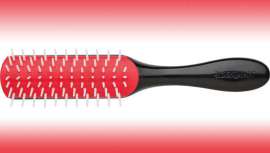 La marca se da a conocer, de la mano de Fama Fabré, con cuatro grandes profesionales: Luciana Sabariz, Raffel Pagès, Xavier García y Marcel