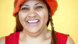 El doctor Rubén Guilarte explica por qué la única solución posible y real para este problema es la quirúrgica y analiza los pros de una intervención que dura 30 minutos y acaba con la papada para siempre