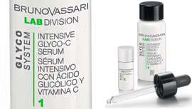 El producto de Bruno Vassari está formulado con ácido glicólico, Syn-TC, Fucogel y MG-60 para devolver a la piel la suavidad, homogeneidad y luminosidad perdidas