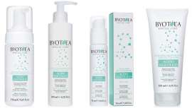 Se trata de la gama especial de innovaciones regenerantes, y dentro de la categoría de los alfahidroxiácidos, llamados ácidos de la fruta, ampliamente utilizados en cosmetología por sus propiedades aclarantes y exfoliantes