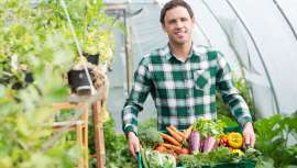 Las grandes compañías de alimentos están siendo obligadas a repensar sus modelos de negocio, según Julian Mellentin, director de New Nutrition Business y autor de 10 Tendencias clave en Alimentación, Nutrición y Salud 2016