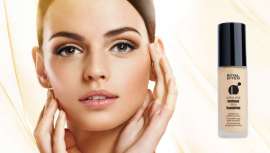 Esta novedad, de Royal Effem, es una moderna base de maquillaje, con una amplia gama de tonos, que ofrece máxima eficacia para que la piel se muestre juvenil y luminosa