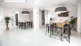 Para celebrarlo, convocó una jornada de puertas abiertas con talleres gratuitos de maquillaje, peluquería y caracterización 