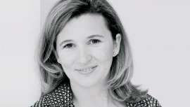 Actual directora de LOréal Professionnel, Lola Ortuño es una profesional de los pies a la cabeza. Una virtud, además, extensible a la totalidad del equipo que dirige y representa.