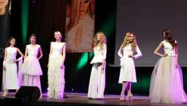 Por tercer año consecutivo, el estilista ha inaugurado estas sesiones coincidiendo con la celebración de STS Beauty BCN. La primera sesión ha tenido lugar esta mañana en el Auditorio del Fórum de Barcelona