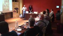 La firma dio a conocer sus lanzamientos para esta primavera-verano así como el plan de comunicación de la marca a lo largo del año en curso. El primer encuentro de este tipo tuvo lugar el pasado 13 de febrero en Barcelona 