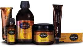 Kin Cosmetics presenta la carta completa de la coloración Kinessences, con ventajas técnicas y rentables para el peluquero 