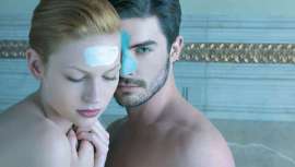 Desde 1991, la firma se inspira en la naturaleza para elaborar fórmulas estéticas muy avanzadas y exclusivas, aportando técnicas cosmecéuticas de vanguardia y resultados profesionales