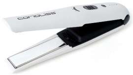 Una styler compacta, muy manejable, con la que crear y retocar cualquier peinado sin necesidad de tener un enchufe cerca