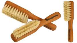 Regincós aumenta su colección de cepillos premium de alta calidad para la barbería. El Fade Brush, pensado para uso profesional, está diseñado para cortes degradados de cabello