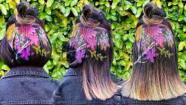 La estilista y artista Janine Ker crea diseños originales que  plasma en el cabello de sus clientas a posteriori