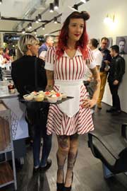 fiesta 'rockabilly' en La Barberia de Gràcia