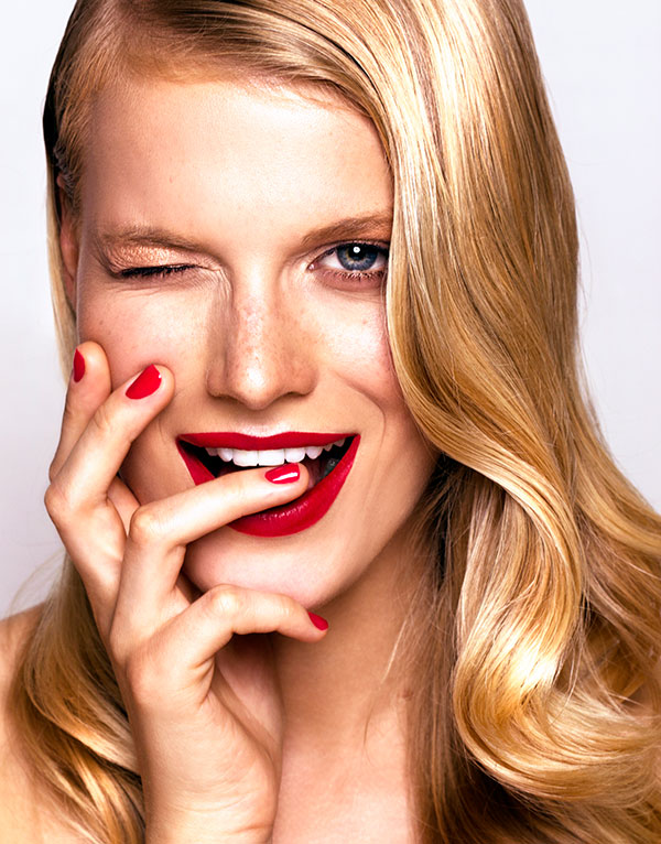 Más que nunca esencial, llevamos mucho sabiendo que el cabello también da la felicidad